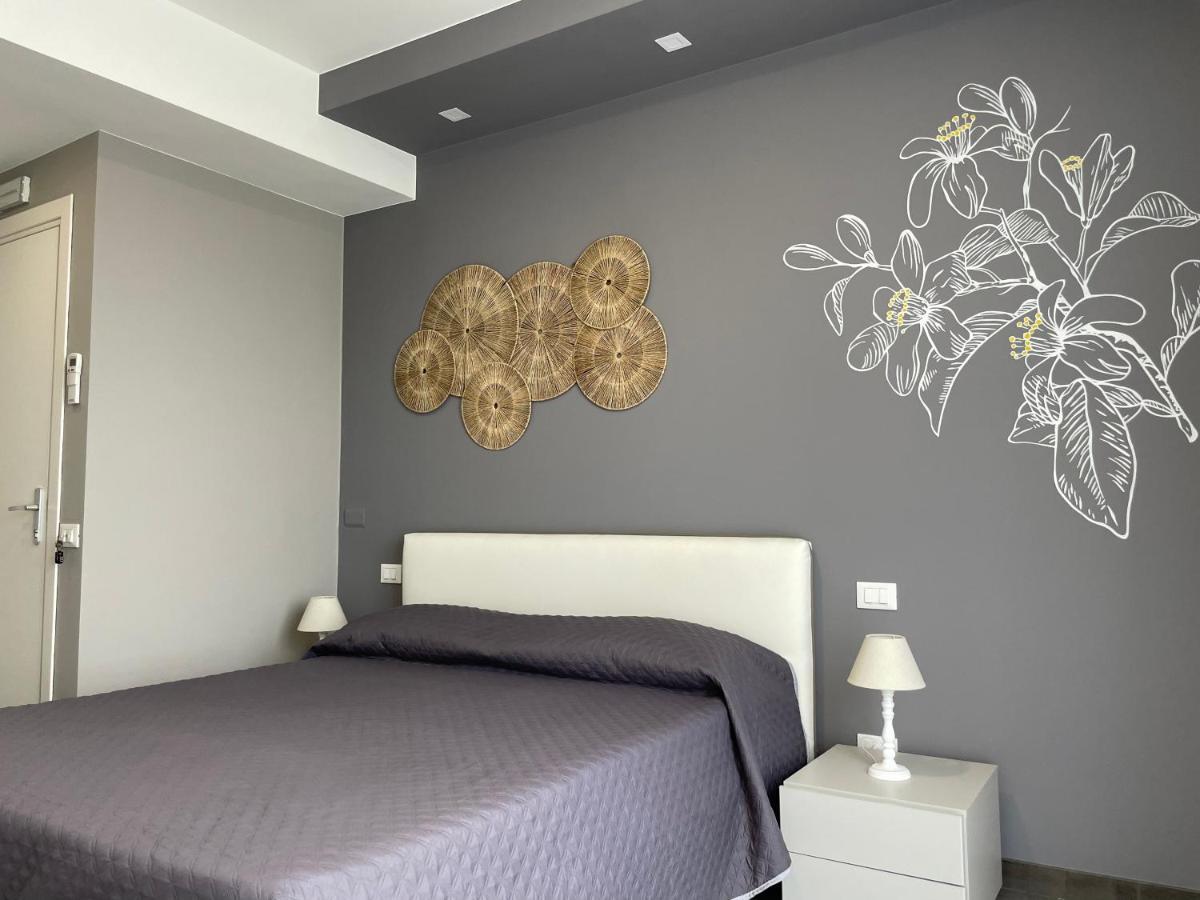 Cala Azzurra Macari Bed And Breakfast And Holidays House Εξωτερικό φωτογραφία